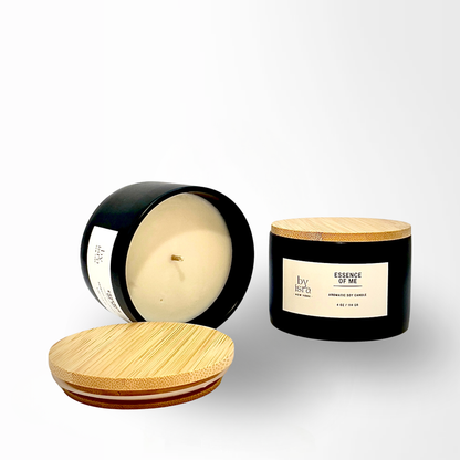 ESSENCE OF ME - AROMATIC CANDLE (M)