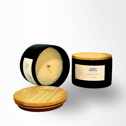 COGNAC EMBRACE - AROMATIC CANDLE (U)